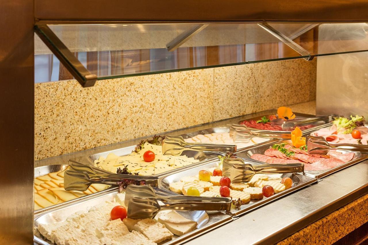 سينتس قسطنطين وهيلينا Apartcomplex Splendid المظهر الخارجي الصورة